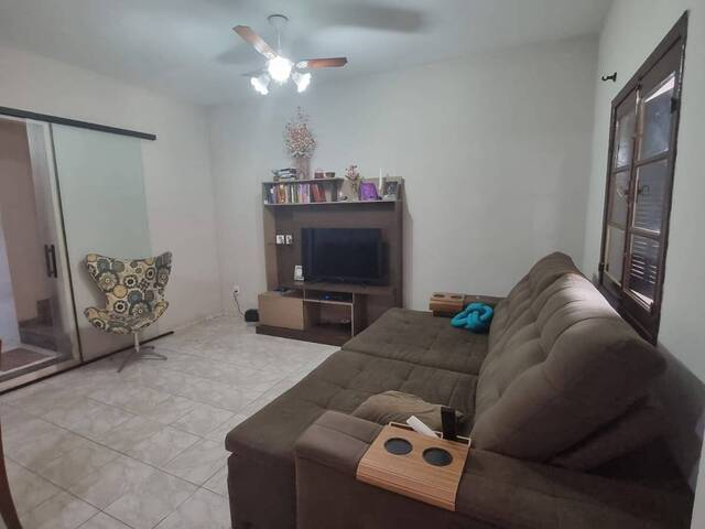 #98 - Casa para Venda em Resende - RJ